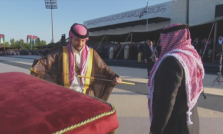 حمام عريس للامير الحسين قبل مراسم زفافه